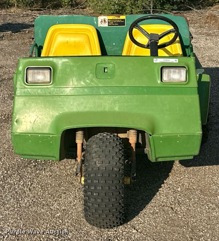 image for item DX3693 John Deere AMT 622 utility vehicle