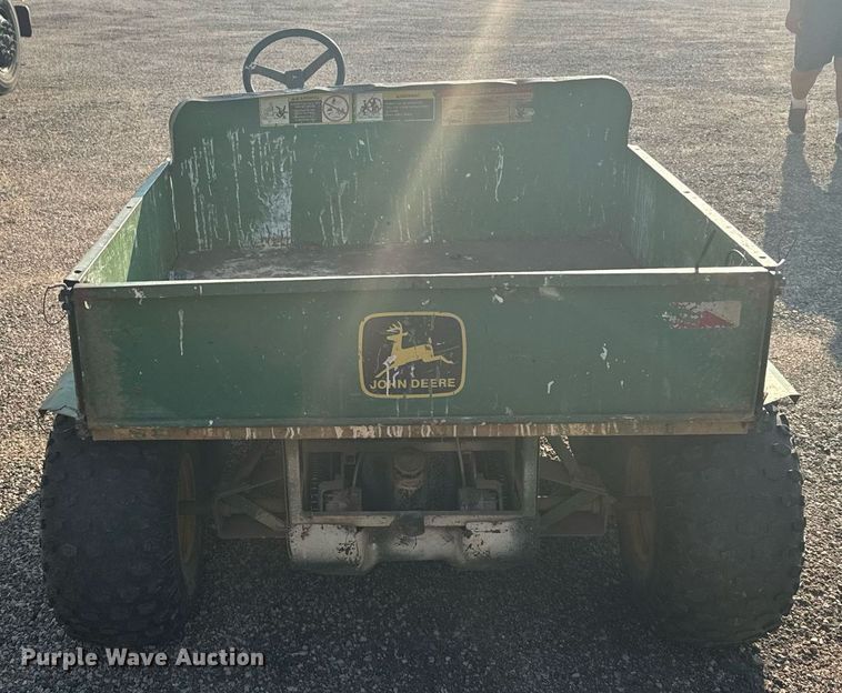 image for item DX3693 John Deere AMT 622 utility vehicle