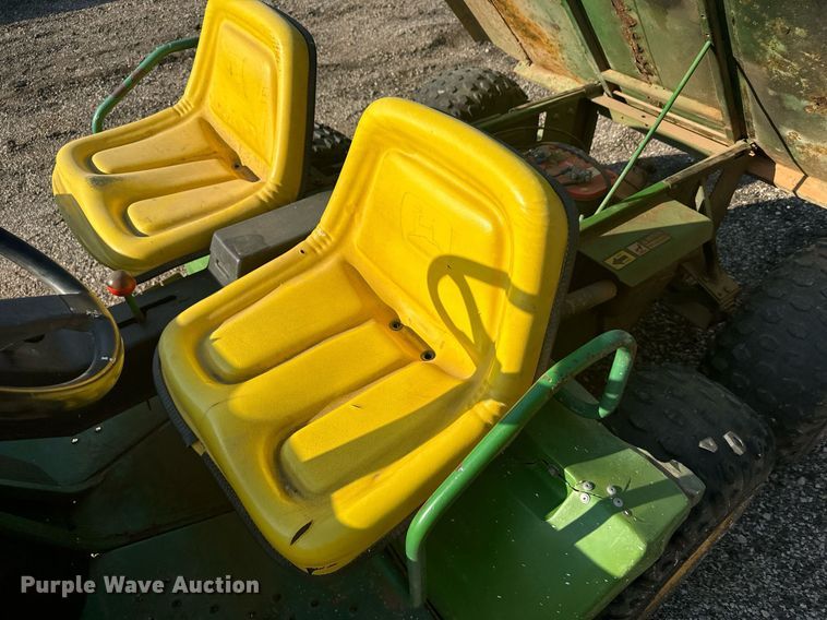 image for item DX3693 John Deere AMT 622 utility vehicle