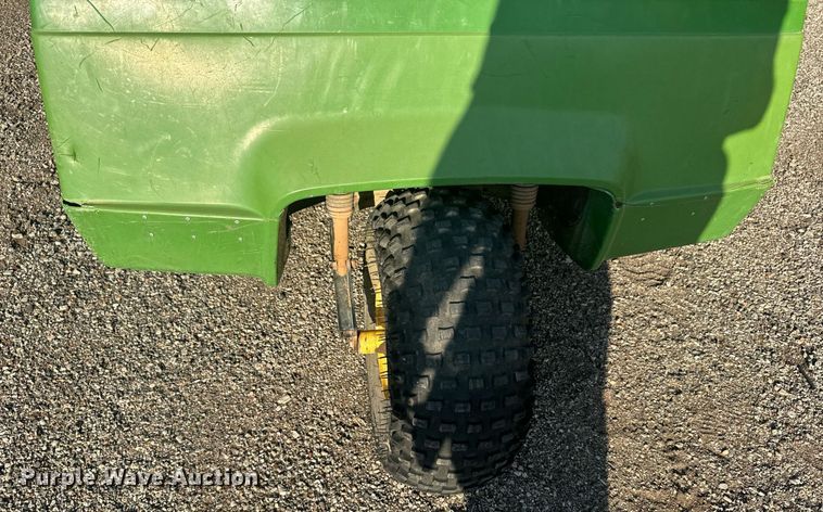 image for item DX3693 John Deere AMT 622 utility vehicle