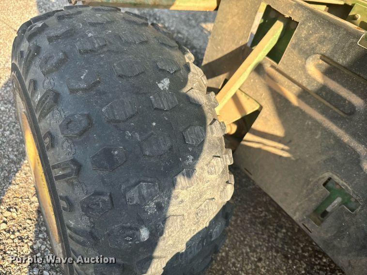 image for item DX3693 John Deere AMT 622 utility vehicle