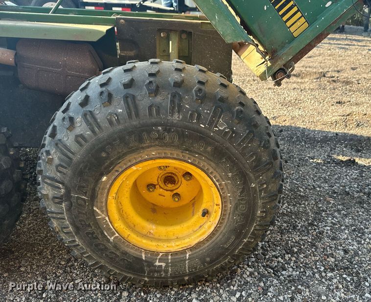 image for item DX3693 John Deere AMT 622 utility vehicle