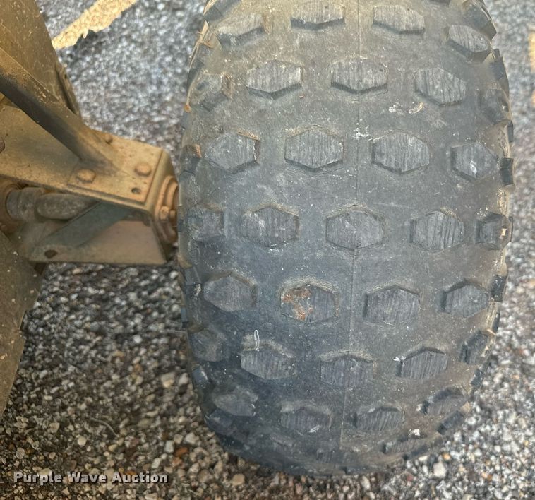 image for item DX3693 John Deere AMT 622 utility vehicle