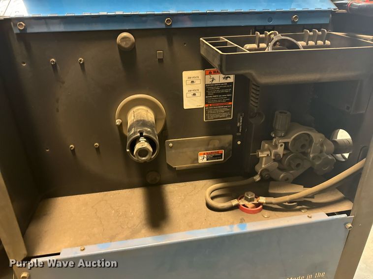 image for item DX3695 Miller Millermatic 210 welder
