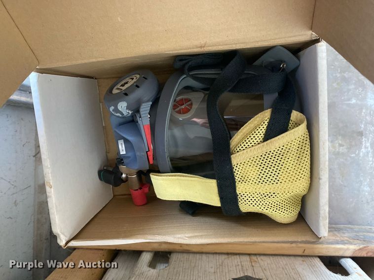 image for item EE8594 Fire fighter equipment