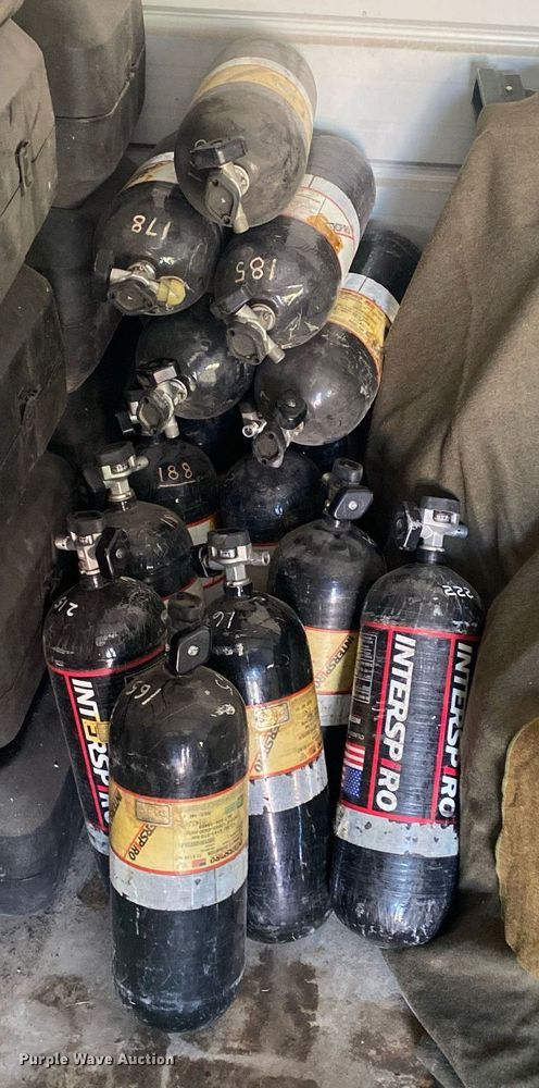 image for item EE8594 Fire fighter equipment