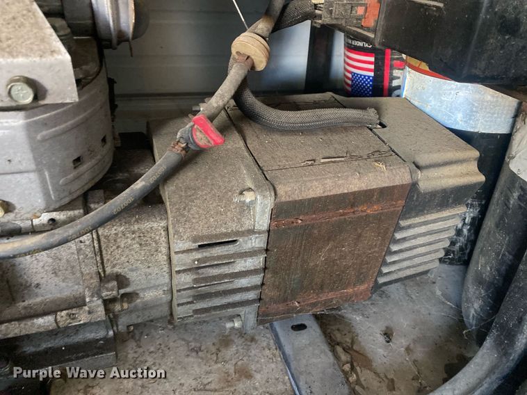 image for item EE8596 (2) generators