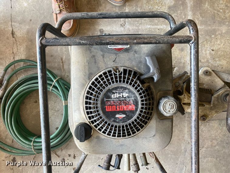 image for item EE8598 Rescue tool