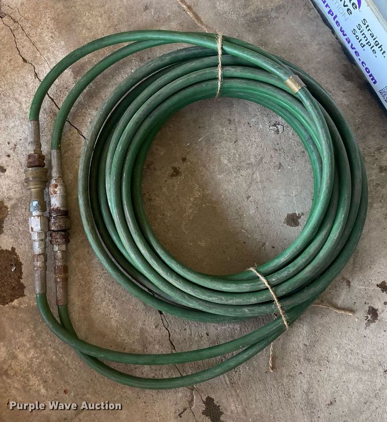 image for item EE8598 Rescue tool