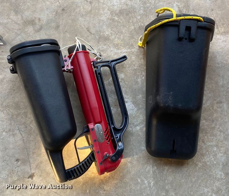 image for item EE8607 ResQmax  Rescue Rocket  line thrower 