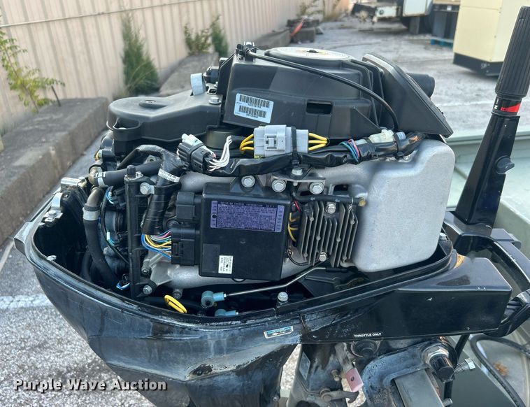 image for item EG0563 2011 Tracker boat