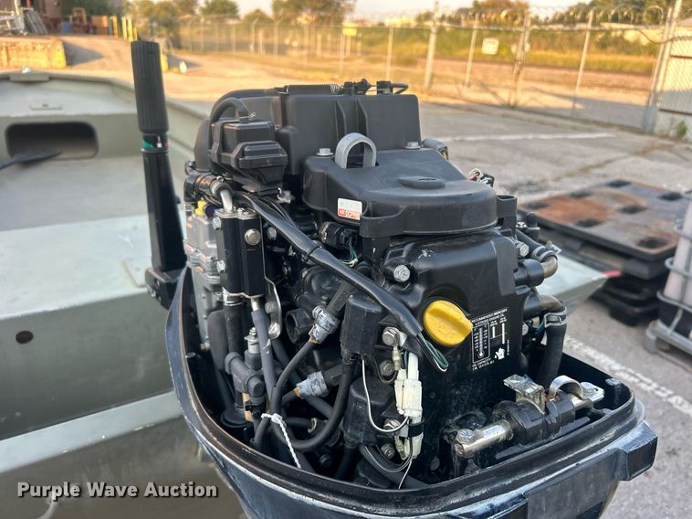 image for item EG0563 2011 Tracker boat