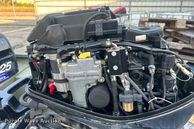 image for item EG0563 2011 Tracker boat