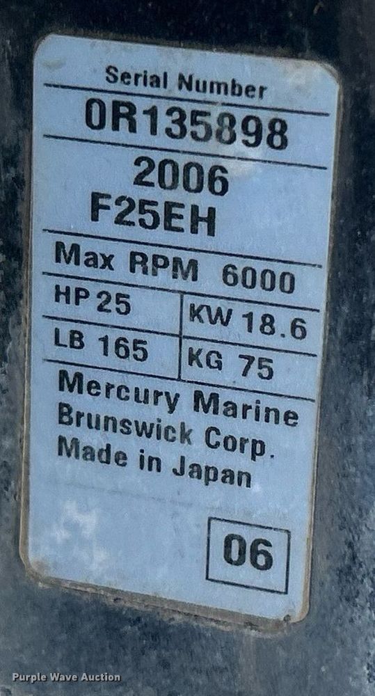 image for item EG0563 2011 Tracker boat