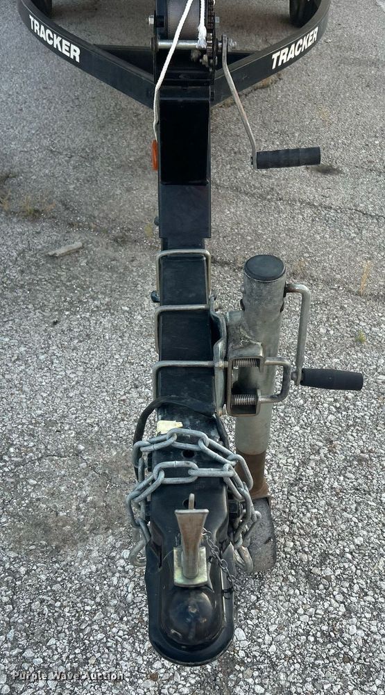 image for item EG0563 2011 Tracker boat