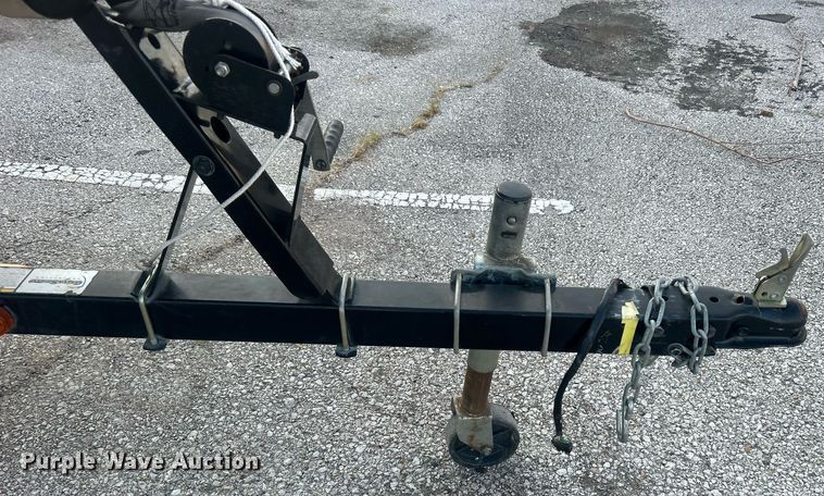 image for item EG0563 2011 Tracker boat