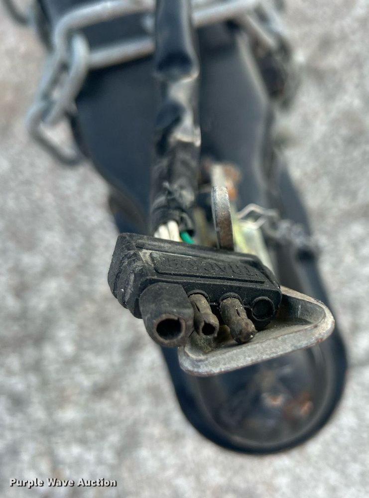 image for item EG0563 2011 Tracker boat