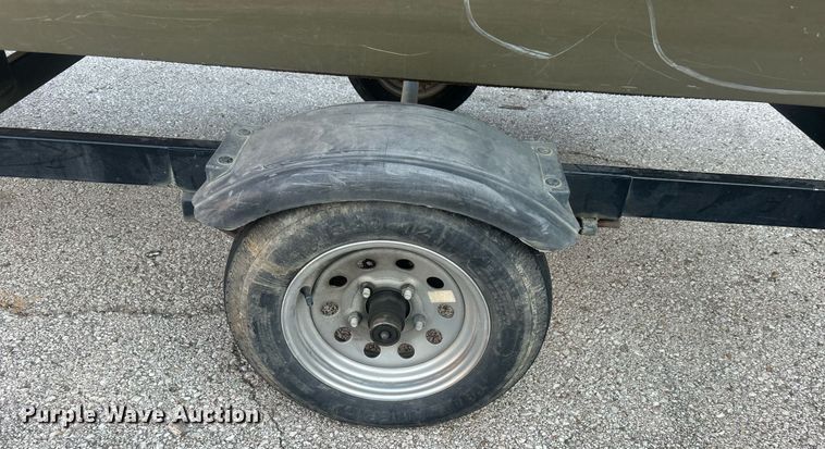 image for item EG0563 2011 Tracker boat