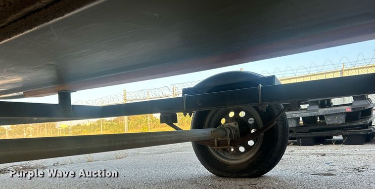 image for item EG0563 2011 Tracker boat