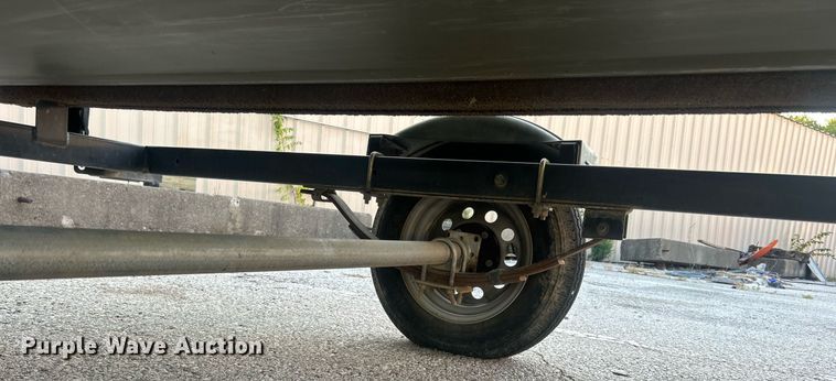 image for item EG0563 2011 Tracker boat