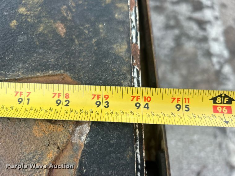 image for item EG0564 2009 International 4400 utility / service truck