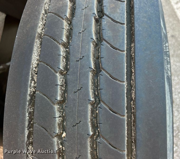 image for item EG0564 2009 International 4400 utility / service truck