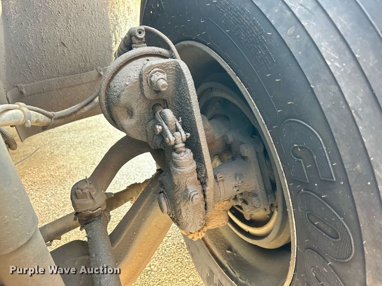 image for item EG0564 2009 International 4400 utility / service truck