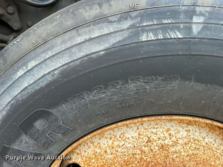 image for item EG0564 2009 International 4400 utility / service truck