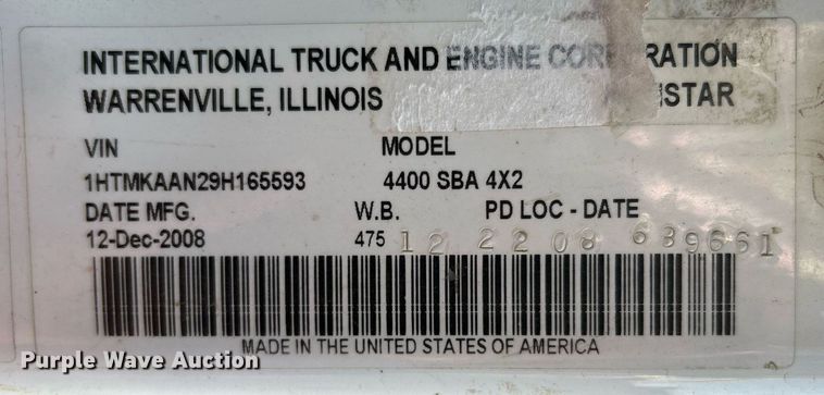 image for item EG0564 2009 International 4400 utility / service truck