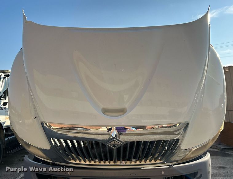 image for item EG0565 2008 International 4400 utility / service truck