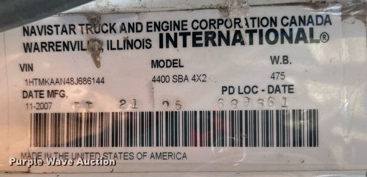 image for item EG0565 2008 International 4400 utility / service truck