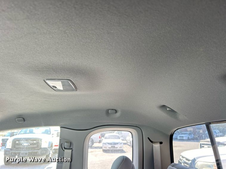 image for item EG0568 2015 Toyota Tacoma Access Cab pickup truck