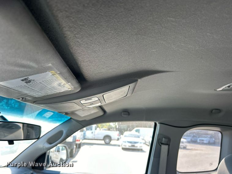 image for item EG0568 2015 Toyota Tacoma Access Cab pickup truck