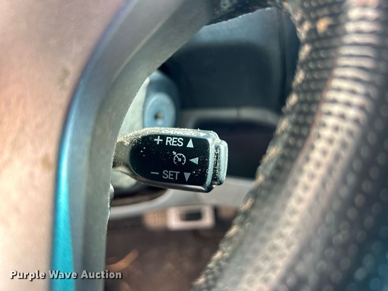 image for item EG0568 2015 Toyota Tacoma Access Cab pickup truck