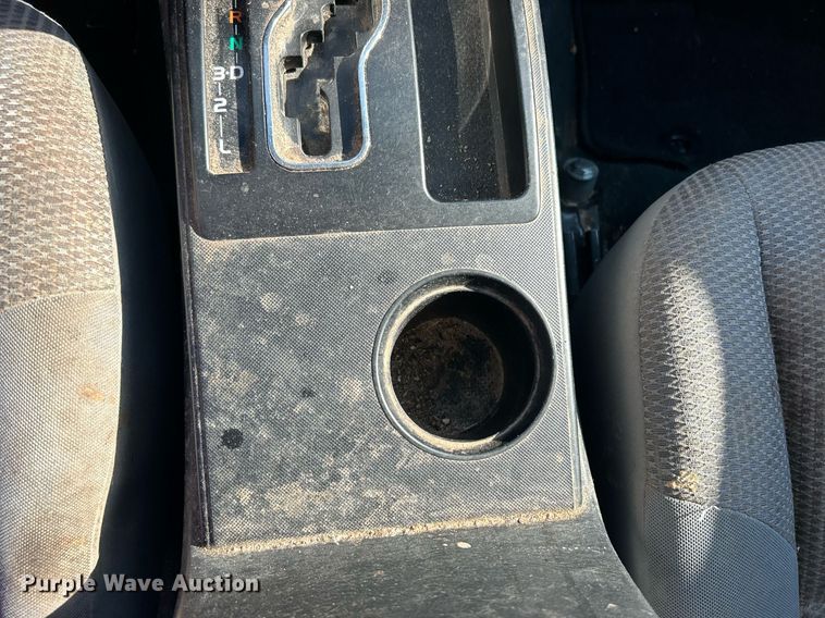 image for item EG0568 2015 Toyota Tacoma Access Cab pickup truck