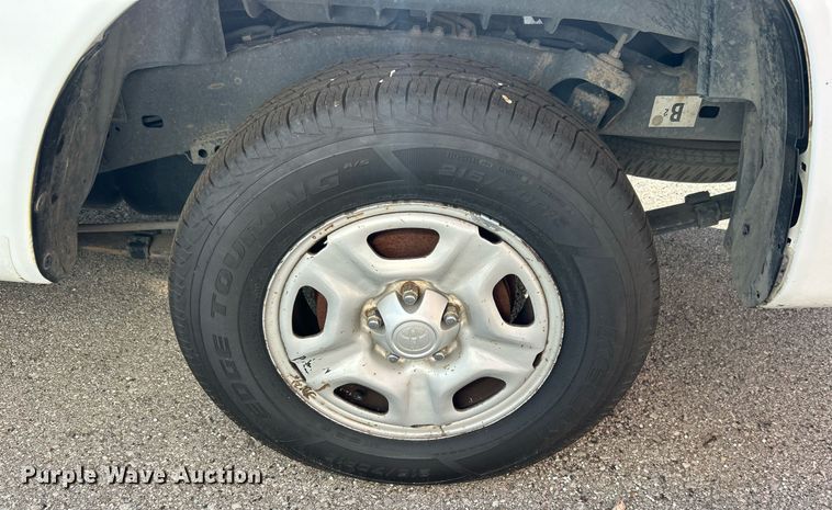 image for item EG0568 2015 Toyota Tacoma Access Cab pickup truck