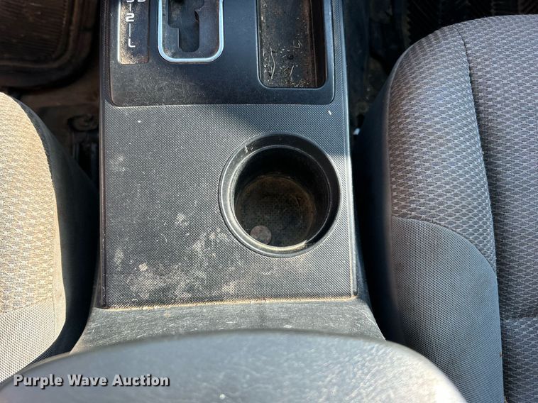 image for item EG0569 2013 Toyota Tacoma Access Cab pickup truck