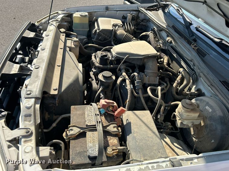 image for item EG0569 2013 Toyota Tacoma Access Cab pickup truck