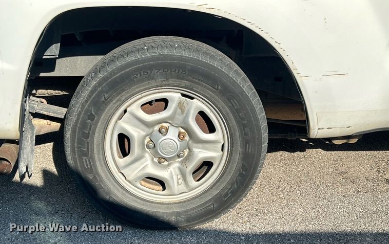 image for item EG0569 2013 Toyota Tacoma Access Cab pickup truck