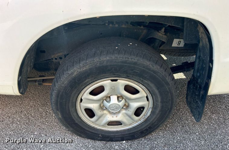 image for item EG0569 2013 Toyota Tacoma Access Cab pickup truck