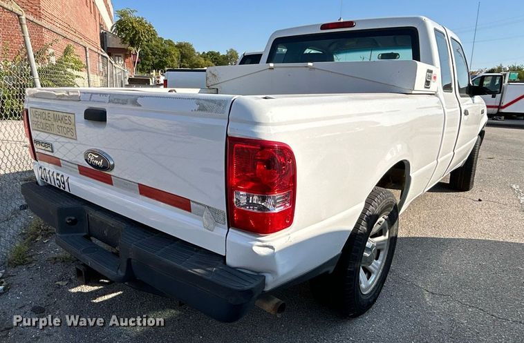 image for item EG0571 2011 Ford Ranger SuperCab pickup truck