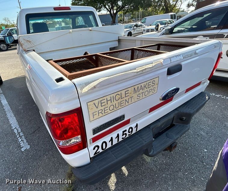 image for item EG0571 2011 Ford Ranger SuperCab pickup truck