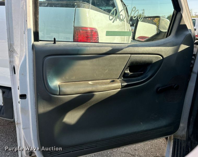 image for item EG0571 2011 Ford Ranger SuperCab pickup truck