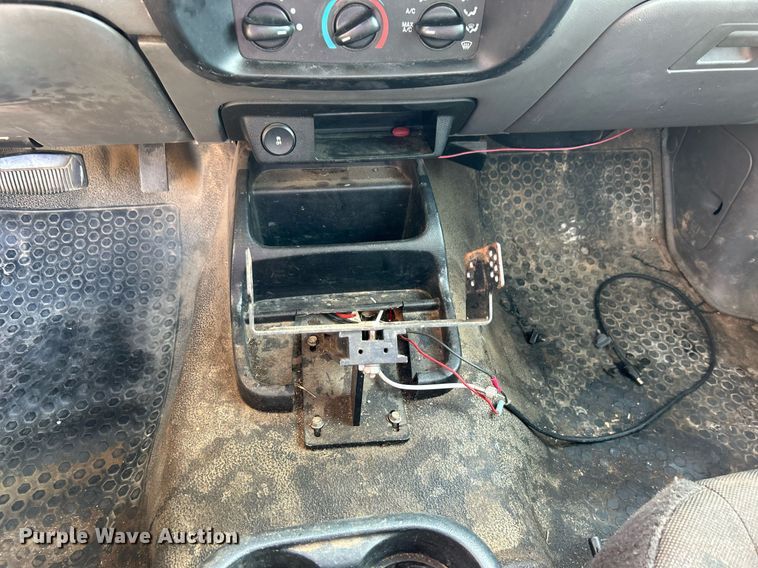 image for item EG0571 2011 Ford Ranger SuperCab pickup truck