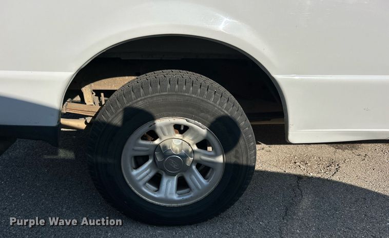 image for item EG0571 2011 Ford Ranger SuperCab pickup truck