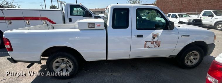 image for item EG0575 2011 Ford Ranger SuperCab pickup truck