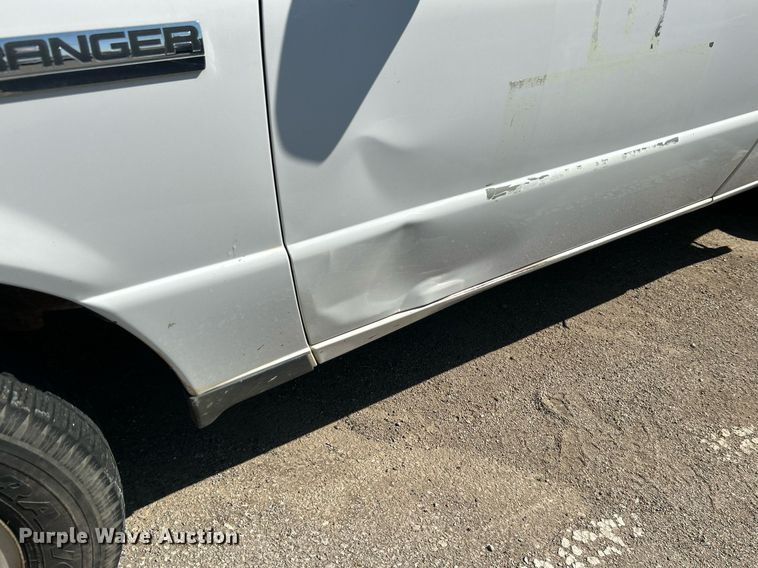 image for item EG0575 2011 Ford Ranger SuperCab pickup truck