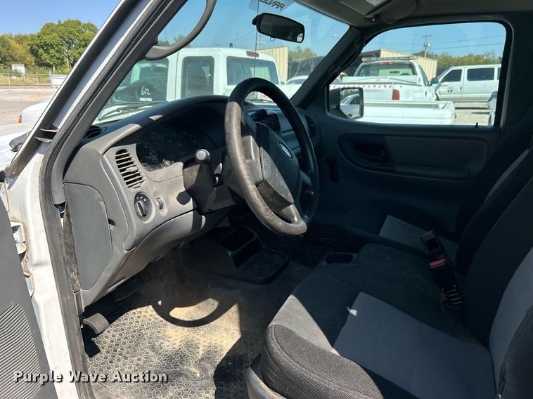 image for item EG0575 2011 Ford Ranger SuperCab pickup truck