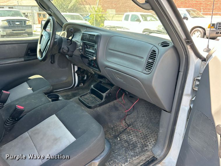 image for item EG0575 2011 Ford Ranger SuperCab pickup truck