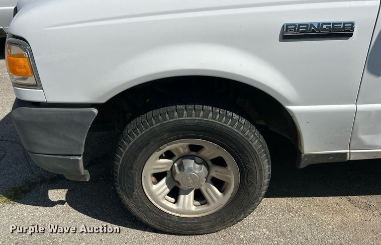 image for item EG0575 2011 Ford Ranger SuperCab pickup truck